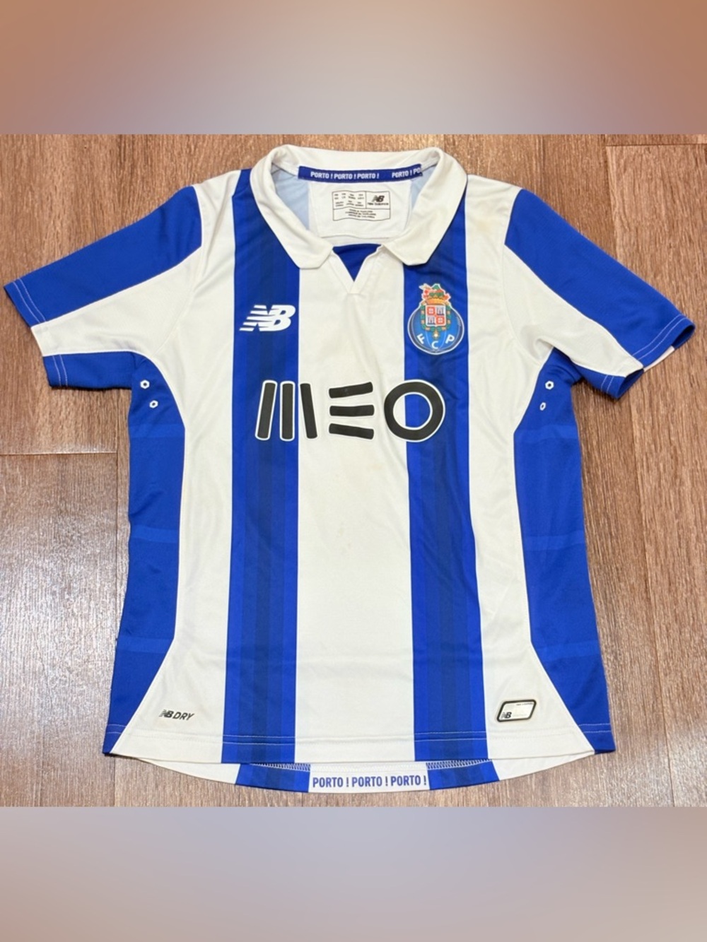 New Balance Kids FC Porto 2016-17 home Jersey with blue and white stripes Large